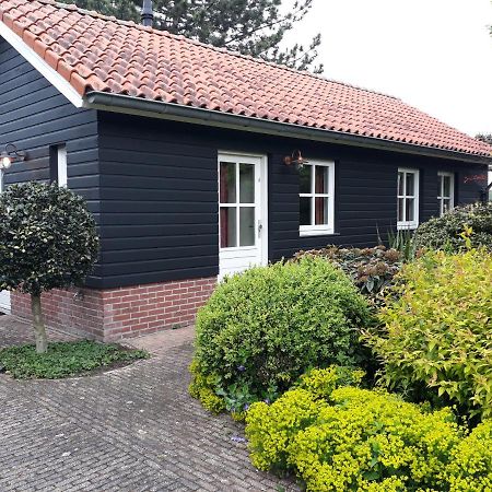 Vakantiehuisje Achter Odiliapeel Exterior photo